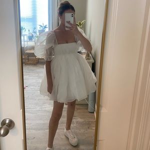 Selkie White Puff with tags still on